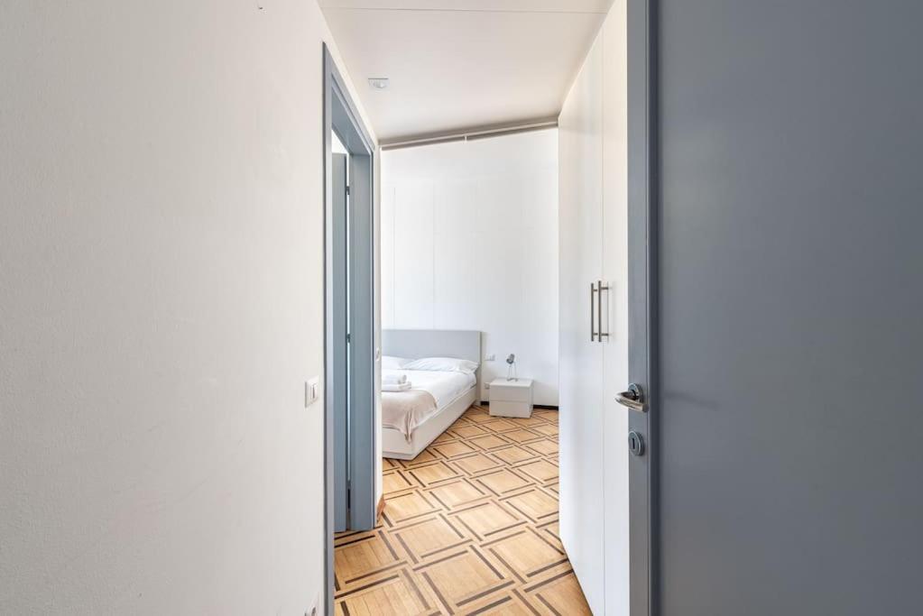 Amazing View From Brera Sancarpoforo9 Apartment Милано Екстериор снимка
